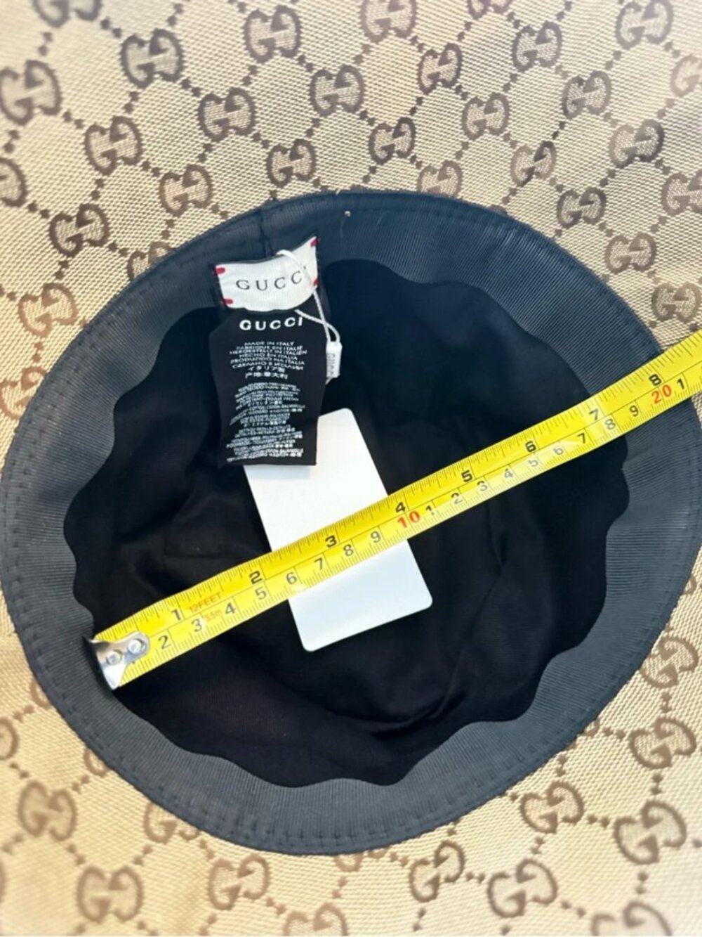 Gucci GG Supreme Bucket Hat - Picture 8 of 8